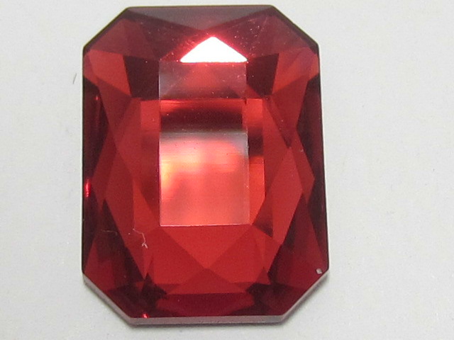 6 pcs. EMERALD CUT 3.7X2.5mm SCARLET STAR BRIGHT FLATBACK PRECIOSA Rhinestones